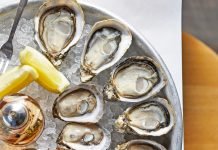 Fresh oysters