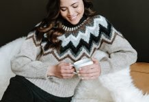 Krimson Klover’s Cozy Après-Ski Fashion Krimson Klover sweater