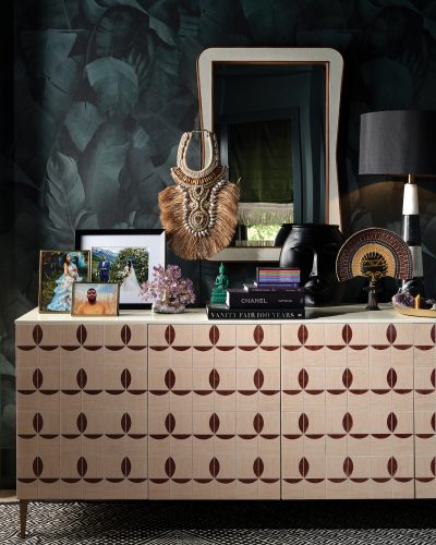 Console of travel mementoes