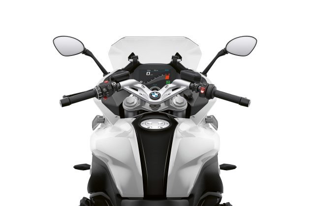 2024 BMW R 1250 RS front