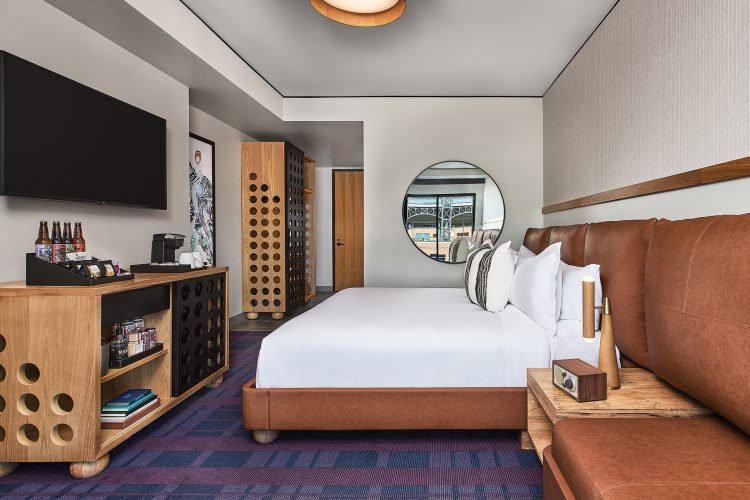 A room in The Rally Hotel.