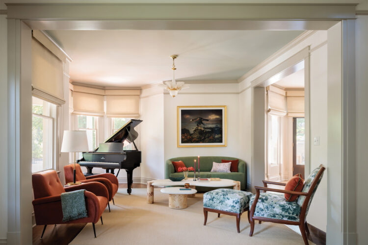 Sitting room designed my Emily Tucker. 