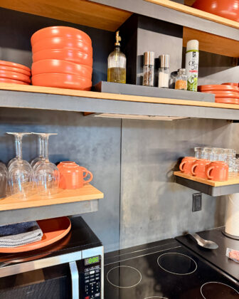 Dishes and glasses in the kitchen at Honey Rock Landing.