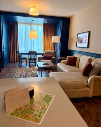 Interior of a room at the Benson with Foodie Paradise package presentation.